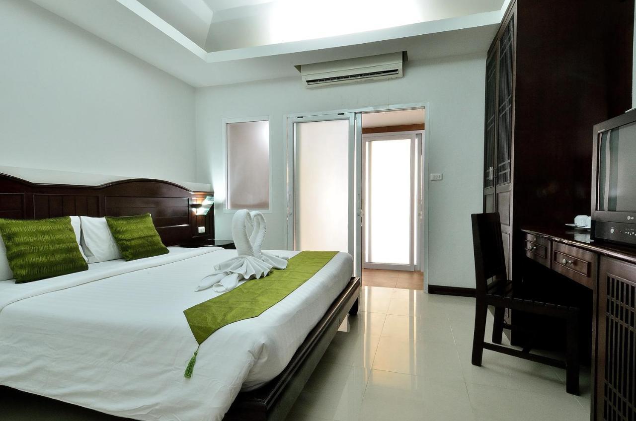 Отель Samui First House 3*