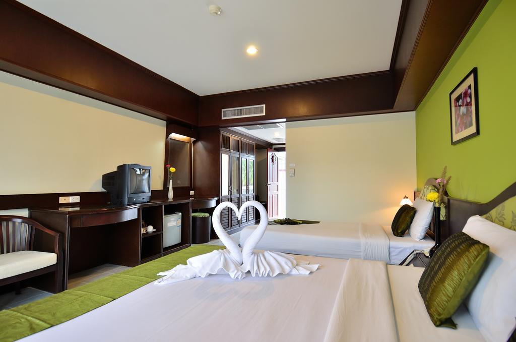 Samui First House Отель